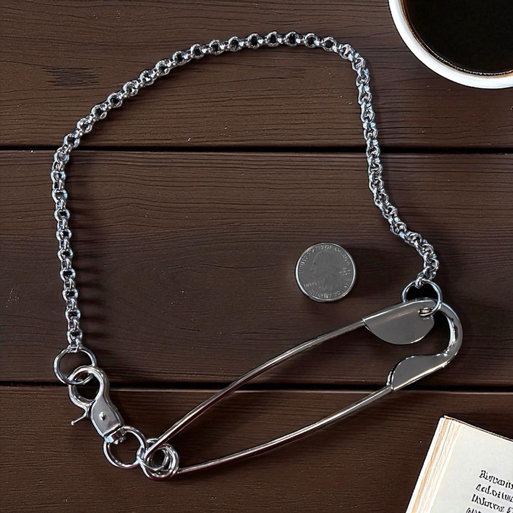 Silver toned Stainless Steel Chain with XL Safety Pin Pendant - Picture 8 of 17